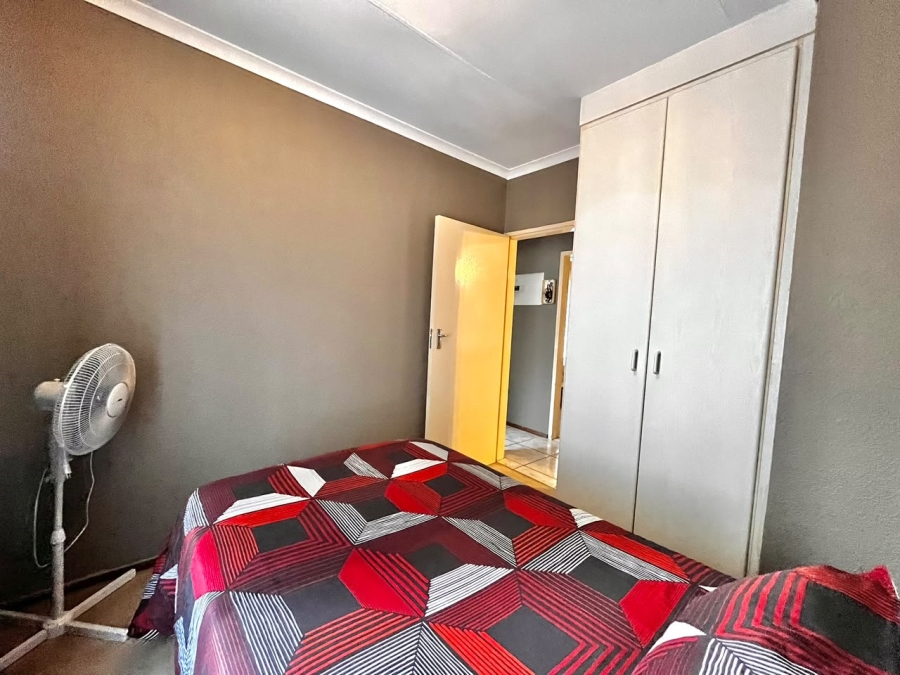 2 Bedroom Property for Sale in Safari Gardens North West